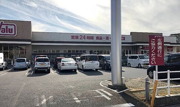 マックスバリュー城の西