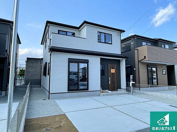 【外観】安心の10年保証!外観を美しく保ち、雨水で汚れを落とします!気になることがありましたら、お気軽にお問い合わせください!