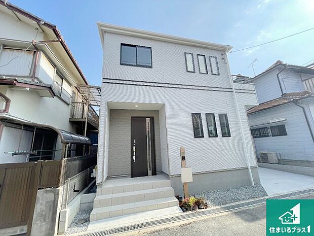 【外観】安心の10年保証！外観を美しく保ち、雨水で汚れを落とします！気になることがありましたら、お気軽にお問い合わせください！