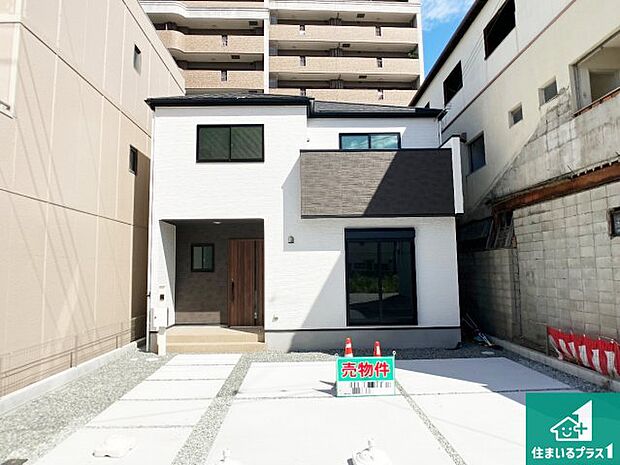 【外観】安心の10年保証!外観を美しく保ち、雨水で汚れを落とします!気になることがありましたら、お気軽にお問い合わせください!