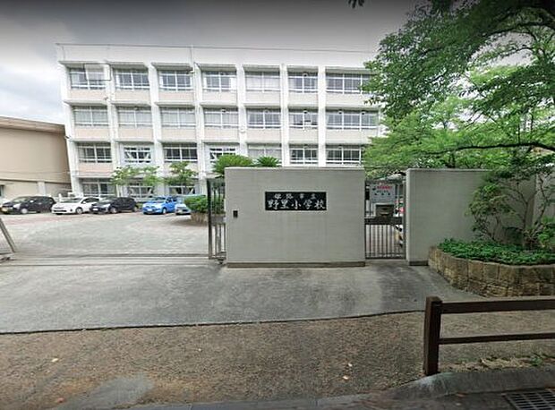 姫路市立野里小学校