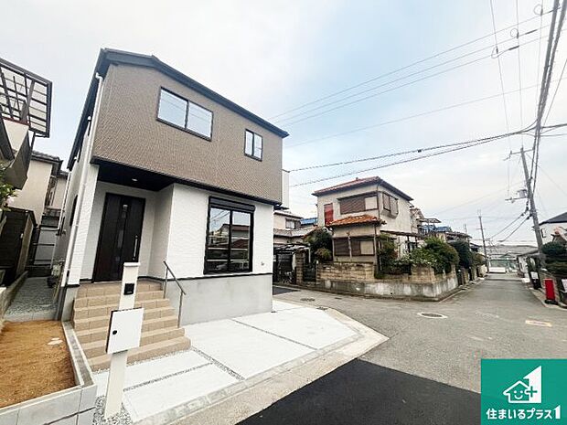 【外観】安心の10年保証!外観を美しく保ち、雨水で汚れを落とします!気になることがありましたら、お気軽にお問い合わせください!