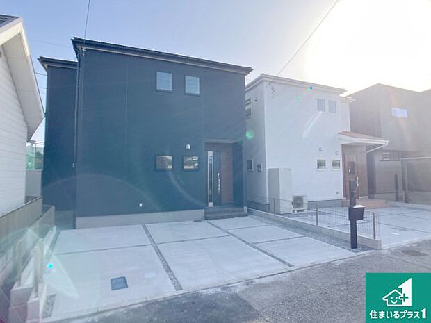 【外観】安心の10年保証!外観を美しく保ち、雨水で汚れを落とします!気になることがありましたら、お気軽にお問い合わせください!