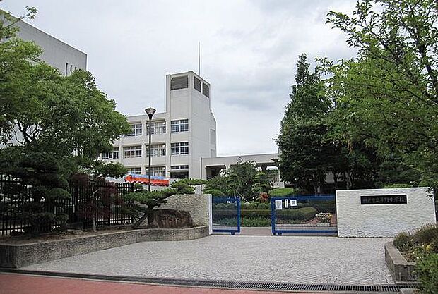 神戸市立平野中学校