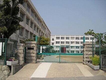 神戸市立白川小学校 徒歩400m