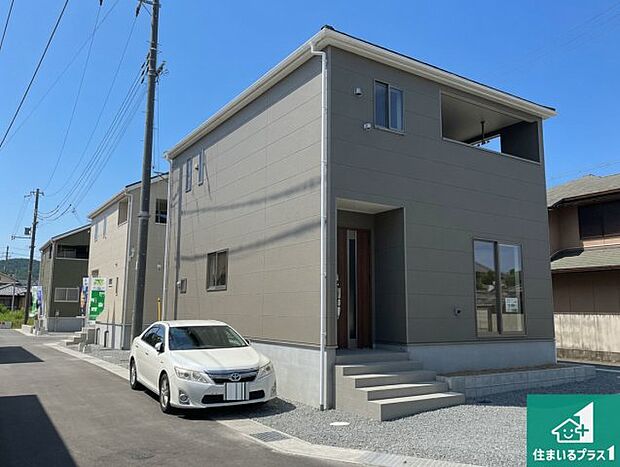 【外観】お客様に長く安心して住んでいだだける事にこだわった家づくり！住んでからのアフターサービスにもしっかりと取り組んでいます！