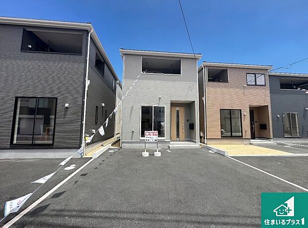 【外観】安心の10年保証！外観を美しく保ち、雨水で汚れを落とします！気になることがありましたら、お気軽にお問い合わせください！
