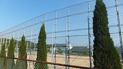 神戸市立須磨北中学校 徒歩800m
