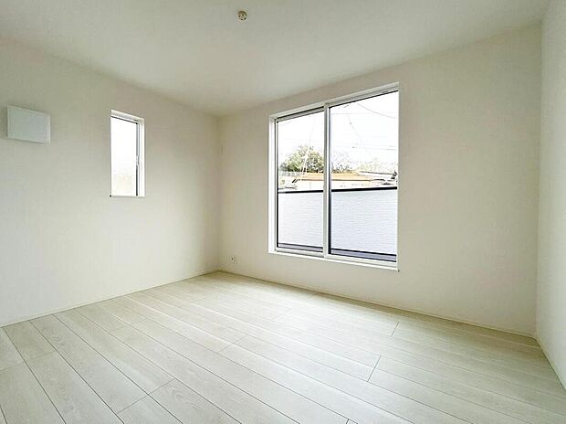 通風・採光にも優れ、心地よい光と風があふれています。 贅沢といえるほどの豊かな居住性と、プライドを満たすクオリティが見事に調和した住空間。新築戸建でなければ体感できないひとときをご体感頂ける筈です。