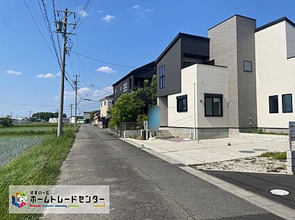 前面道路含む現地写真