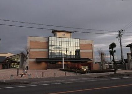 高浜市立高浜小学校 880ｍ(徒歩11分)