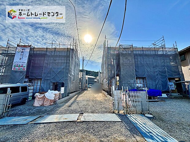 【現地外観写真】平日・お仕事帰りなど、いつでもご案内させていただきます!デザイン・目に見える設備面も大切ですが、耐震構造で地震に強い家の為、次代へ繋ぐ強固な住宅です。