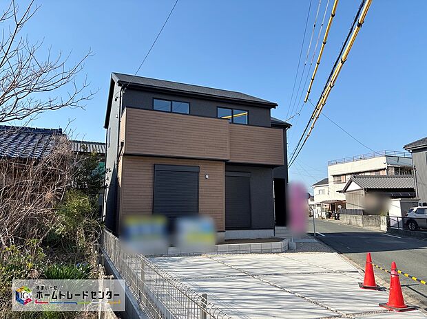 【現地外観写真】堂々完成いたしました！ぜひ現地にて、実際の建物・街並み・日当たり等ご確認下さい♪お気軽にお問い合わせください☆