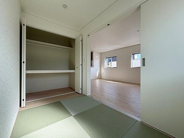 【リビング以外の居室】洋風和室有り！居心地の良い空間を作り出します。