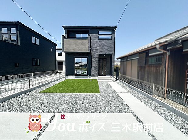 (3)号棟
・敷地約65.9坪
・建物約３０坪
・4LDK+納戸+シューズクローゼット+ウォークインクローゼット
■オールフローリングのお家です
・裏庭もあり、敷地の使い方も楽しいです！