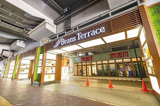 【間取図】2LDKに加えて2つのSを備え、居住空間と収納・ワークスペースを両立した使い勝手の良い間取り。生活動線が整い、家族構成やライフスタイルの変化にも柔軟に対応できるプランです。