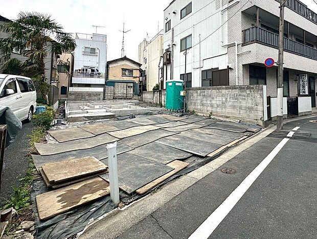 【外観】(2026年4月)撮影全2区画での分譲。家族のスタイルに合わせて選べるプランをご用意しております。