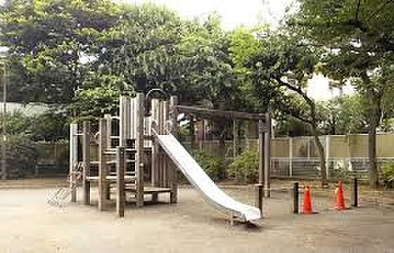 中野区立沼袋西公園(中野区立沼袋西公園まで300m 徒歩4分。)
