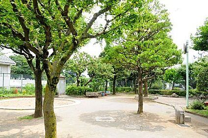 小日向公園 1470m