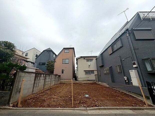 【外観】【現地】（2026年3月）撮影整形地ならではの使いやすさが魅力の87m2超の土地。