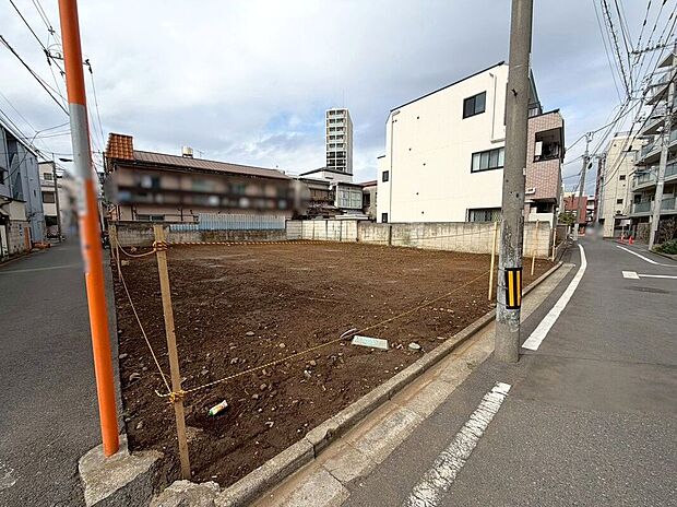 【前面道路含む外観】【現地】(2026年3月)撮影