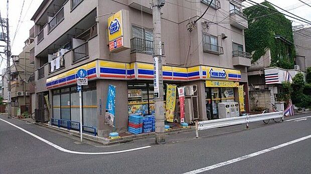 ミニストップ北区赤羽南2丁目店(約210m)