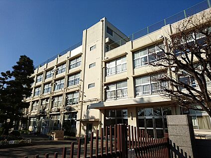 練馬区立開進第二中学校 1408m(18分)