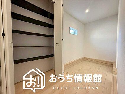 現地写真（玄関）