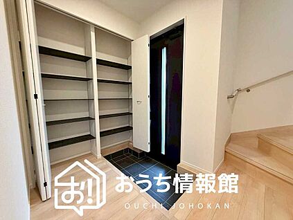 現地写真(玄関)