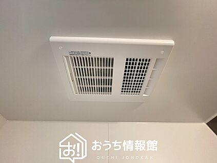 浴室暖房換気乾燥機
