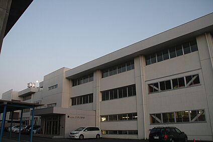 羽島市立竹鼻小学校 450ｍ(徒歩6分)