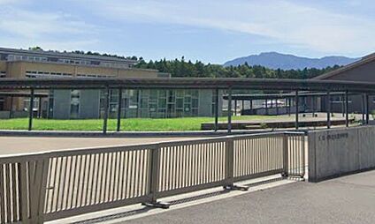 いなべ市立大安中学校 3900m(徒歩49分)