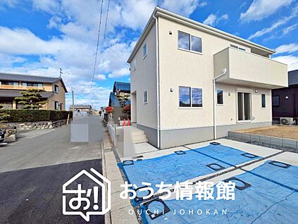 現地写真（前道含む外観）