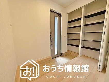 現地写真(玄関)