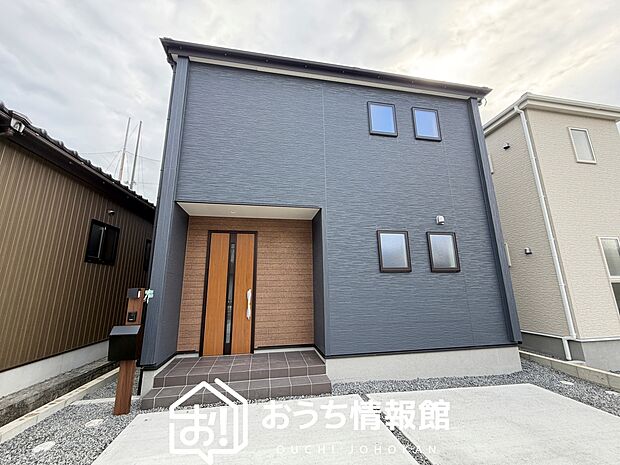 【現地写真(外観)【2号地】】健康被害に配慮したもっとも安全性の高い建材を採用し、シックハウス対策をしております。