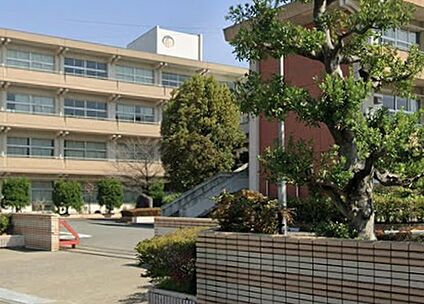 一宮市立尾西第一中学校 1800ｍ(徒歩23分)