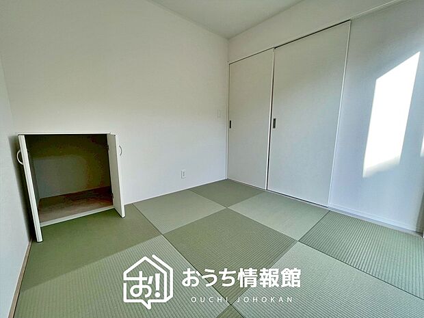 【現地写真(和室)】大壁仕様の新和室。くつろぎの空間です。