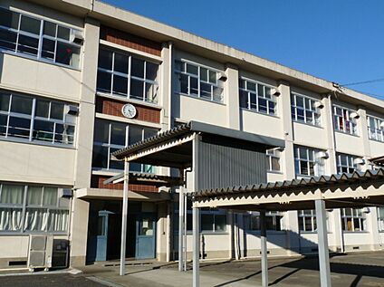 岐阜市立長森中学校 3600ｍ(徒歩45分)