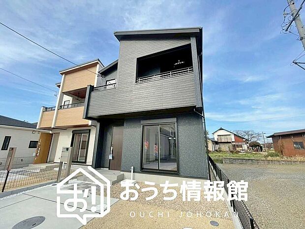 【現地写真（外観）【４号地】】健康被害に配慮したもっとも安全性の高い建材を採用し、シックハウス対策をしております。