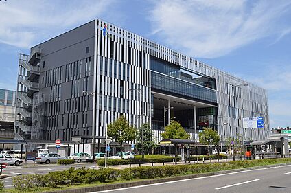 ＪＲ東海道本線「尾張一宮駅」 1360ｍ(徒歩17分)