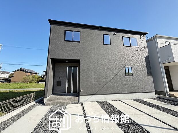 【現地写真(外観)【4号地】】健康被害に配慮したもっとも安全性の高い建材を採用し、シックハウス対策をしております。
