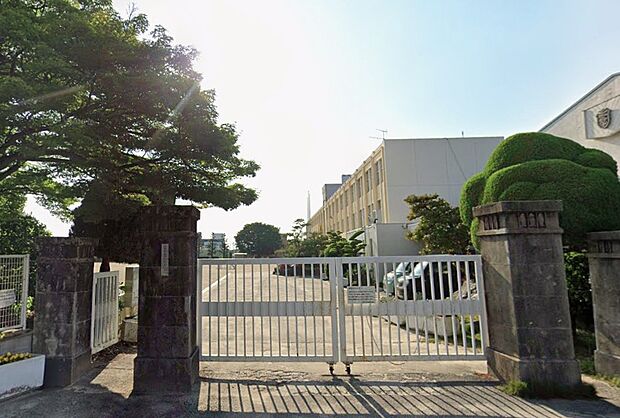 江南市立古知野南小学校(約930m)