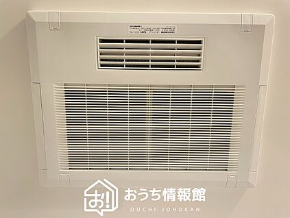 電気式浴室暖房換気乾燥機