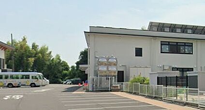 認定こども園ひよし幼稚園 680ｍ(徒歩9分)