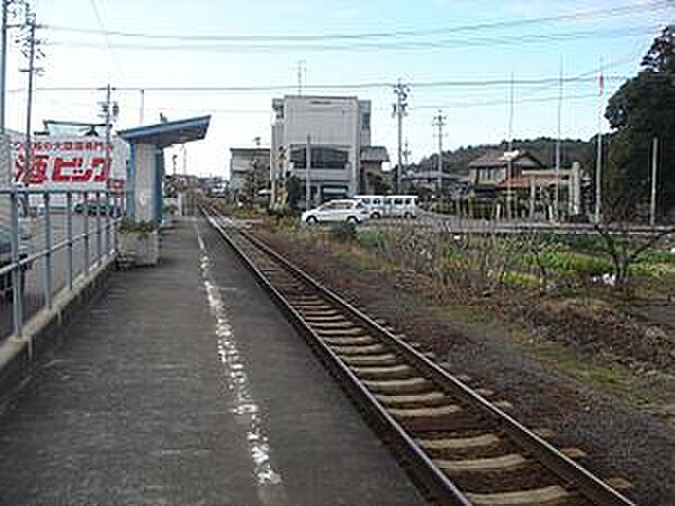長良川鉄道「前平公園駅」(約80m)