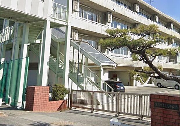 笠松町立笠松中学校（約5,900m）