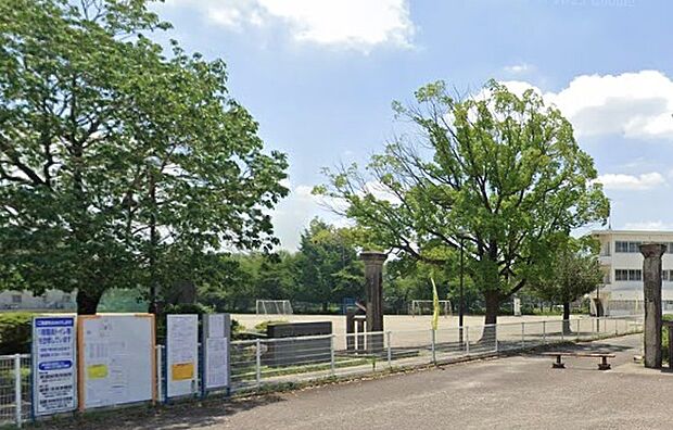 美濃加茂市立加茂野小学校(約1,400m)