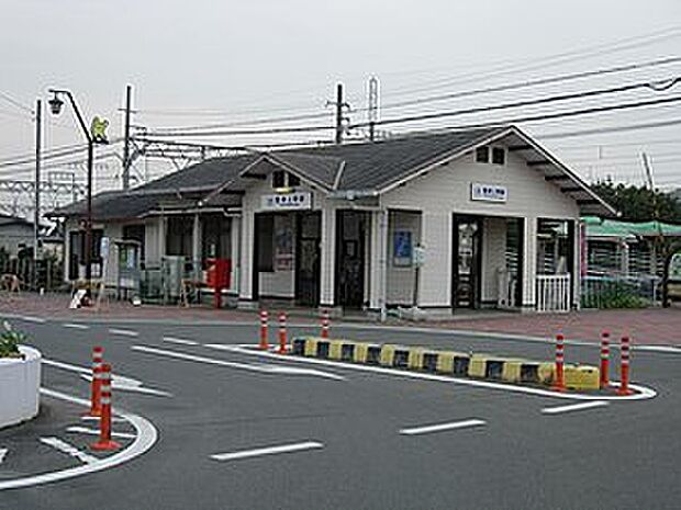 近鉄名古屋線「豊津上野駅」(約880m)