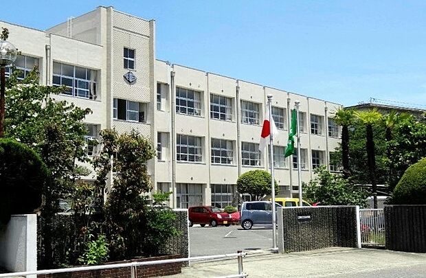 江南市立宮田中学校(約1,000m)