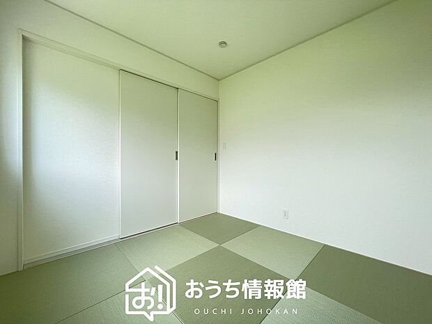 【現地写真(和室)】大壁仕様の新和室。くつろぎの空間です。